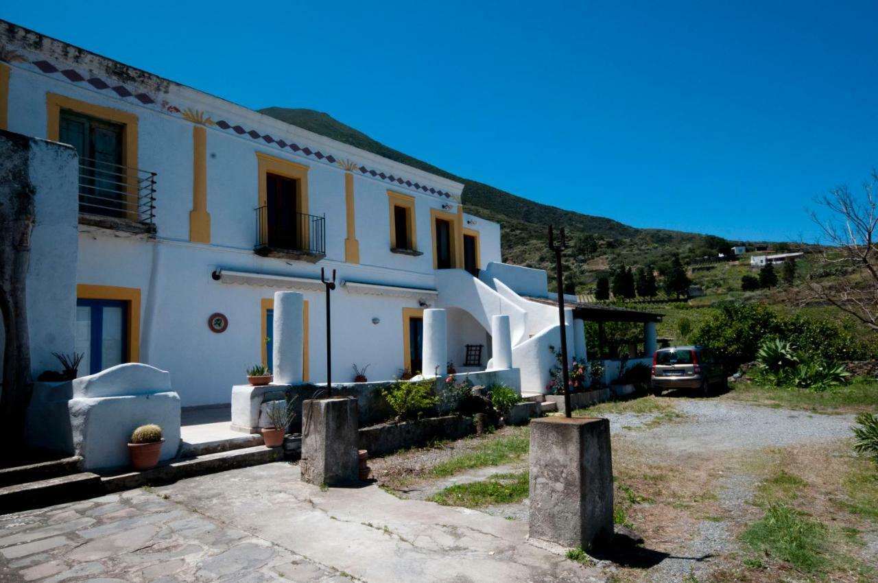 Hotel Casa Vacanze Dell'Avvocato Malfa  Exterior foto